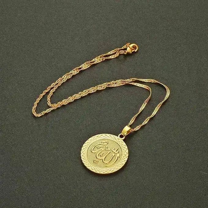 Pendentif Allah doré – Élégance & Foi